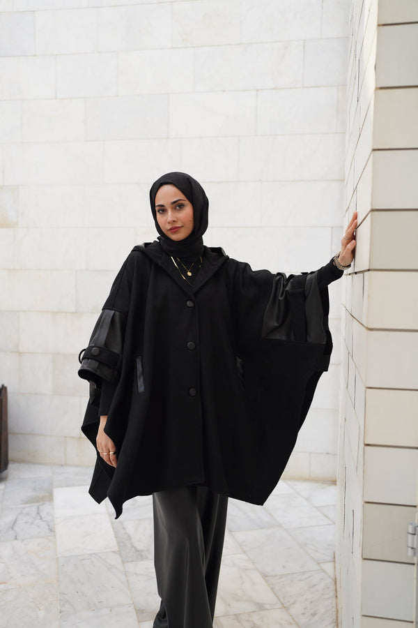 LEATHER DETAILED CACHET PONCHO