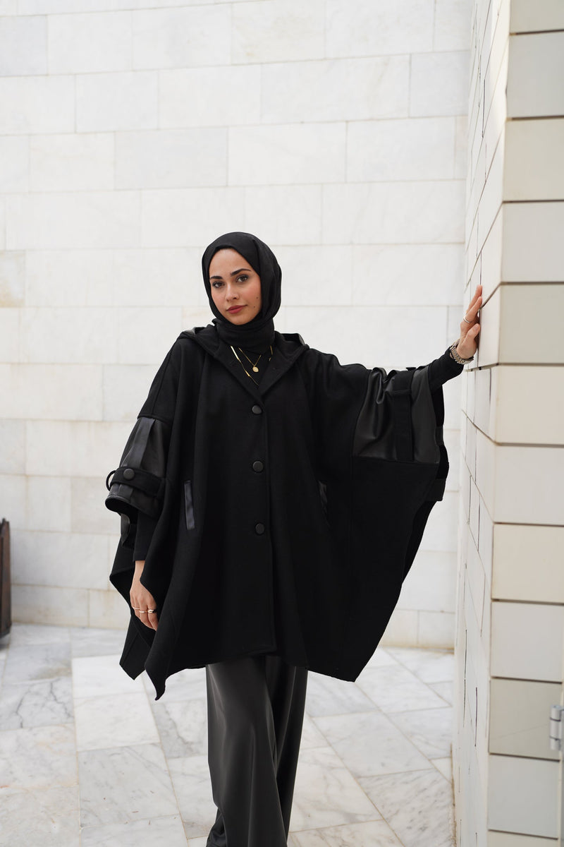 LEATHER DETAILED CACHET PONCHO
