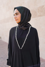 عباية لينا