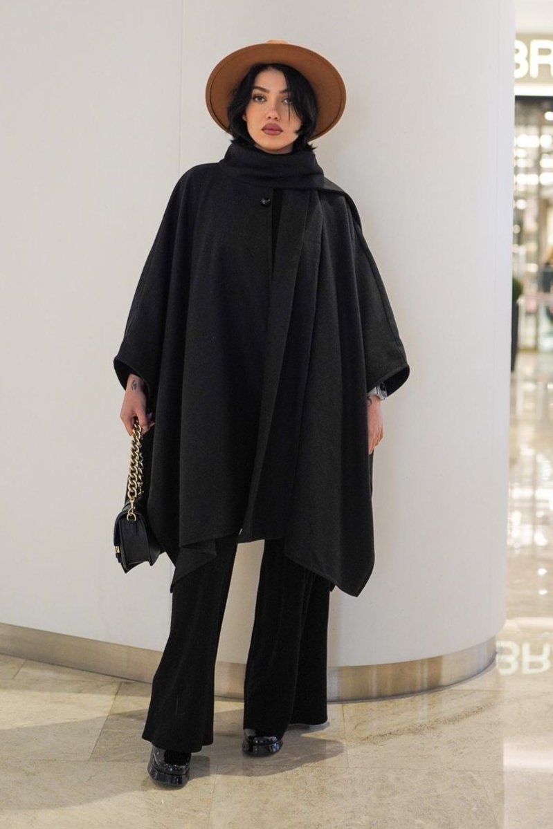 BLACK PONCHO WITH SELF-SCARF