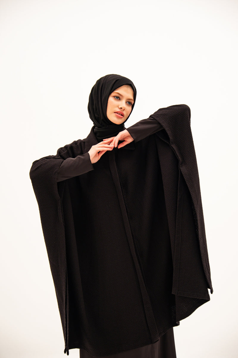 WOVEN PONCHO