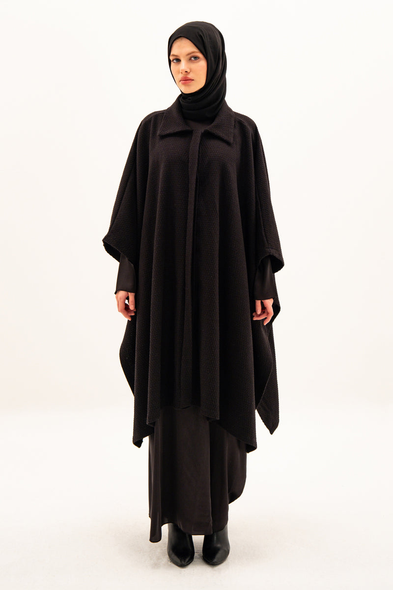 WOVEN PONCHO